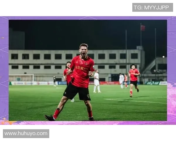 某足球明星在赛后发表感人言论鼓励年轻球员追逐梦想与坚持努力的重要性 某足球明星在赛后发表感人言论鼓励年轻球员追逐梦想与坚持努力的重要性