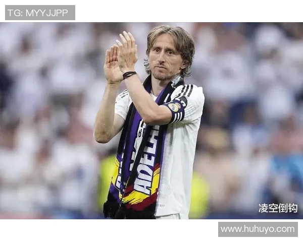 足球明星中谁的动作最为优雅吸引眼球引发球迷热议 足球明星中谁的动作最为优雅吸引眼球引发球迷热议